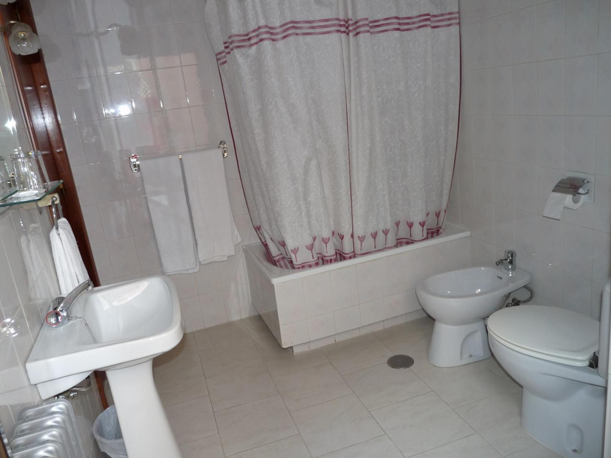 Hostal Fernandez マドリード エクステリア 写真