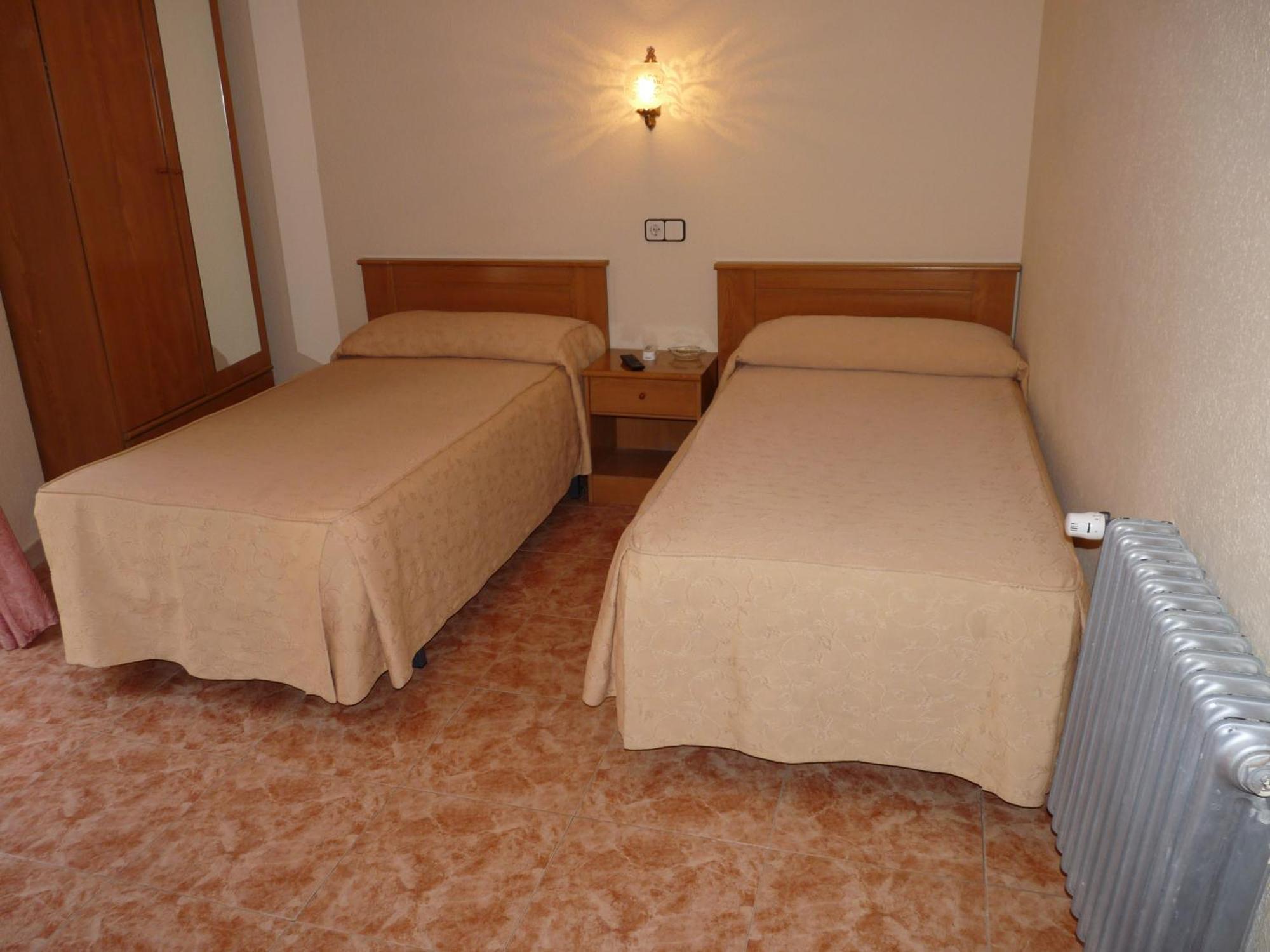 Hostal Fernandez マドリード エクステリア 写真