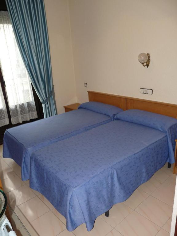 Hostal Fernandez マドリード 部屋 写真